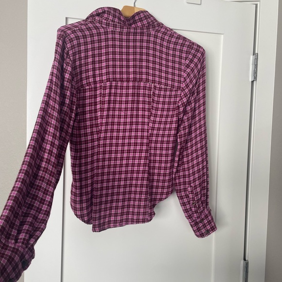 Plaid Button-Up Ruched Shirt - Picture 4 of 5